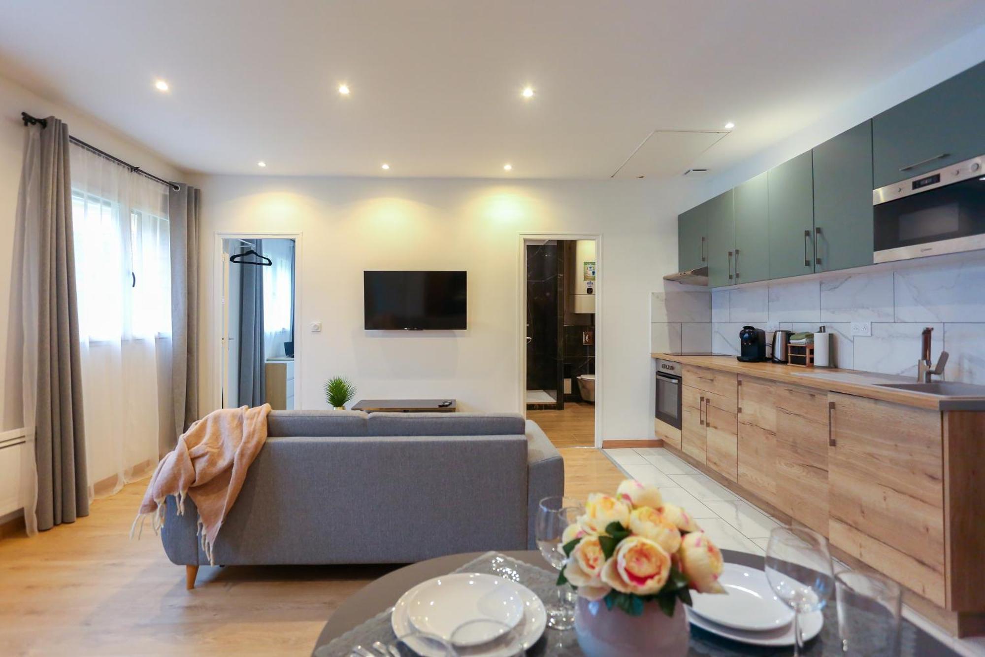 La Chute Des Feuilles - 2 Lits Simples - T2 Hyper Centre Apartment Абвил Екстериор снимка